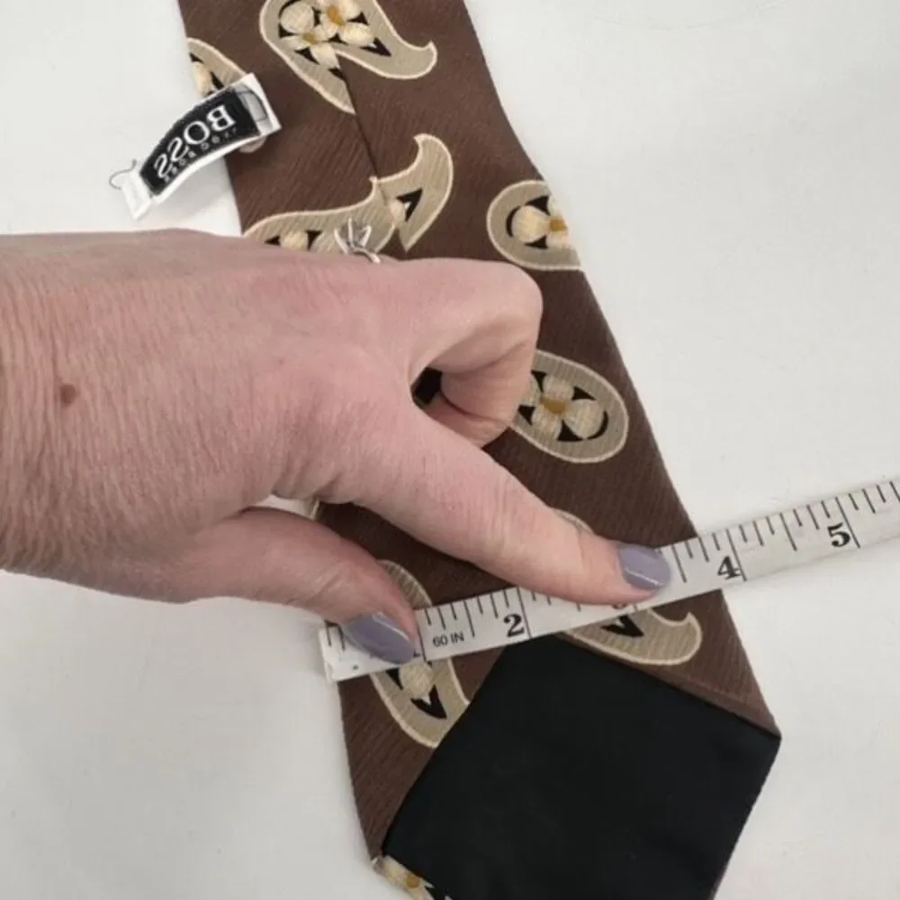 Boss Hugo Boss Men's 100% Silk Paisley Floral Made‎ In Italy Neck Tie Brown